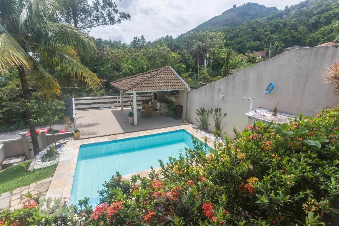 Furnished 680 m² house with 3 bedrooms — photo 5