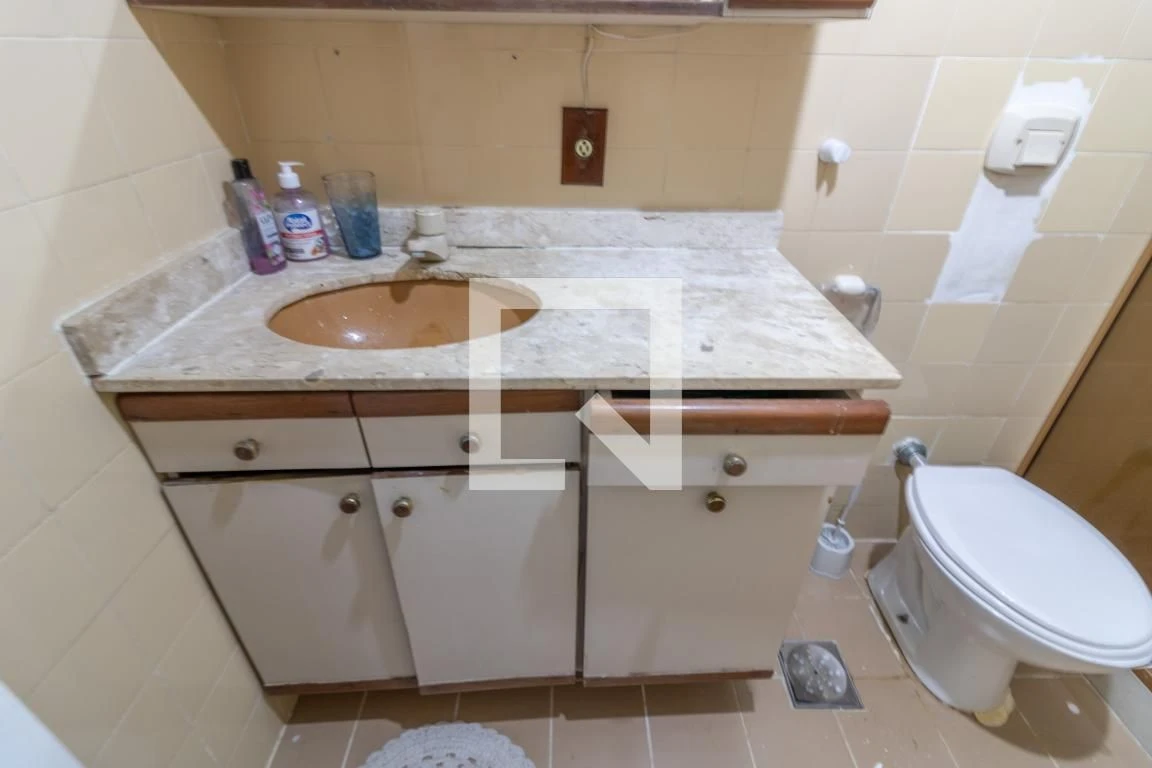 Apartamento mobiliado com 2 quartos e varanda — photo 35