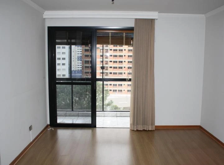 Apartamento de 4 quartos com suíte e 3 banheiros — photo 2