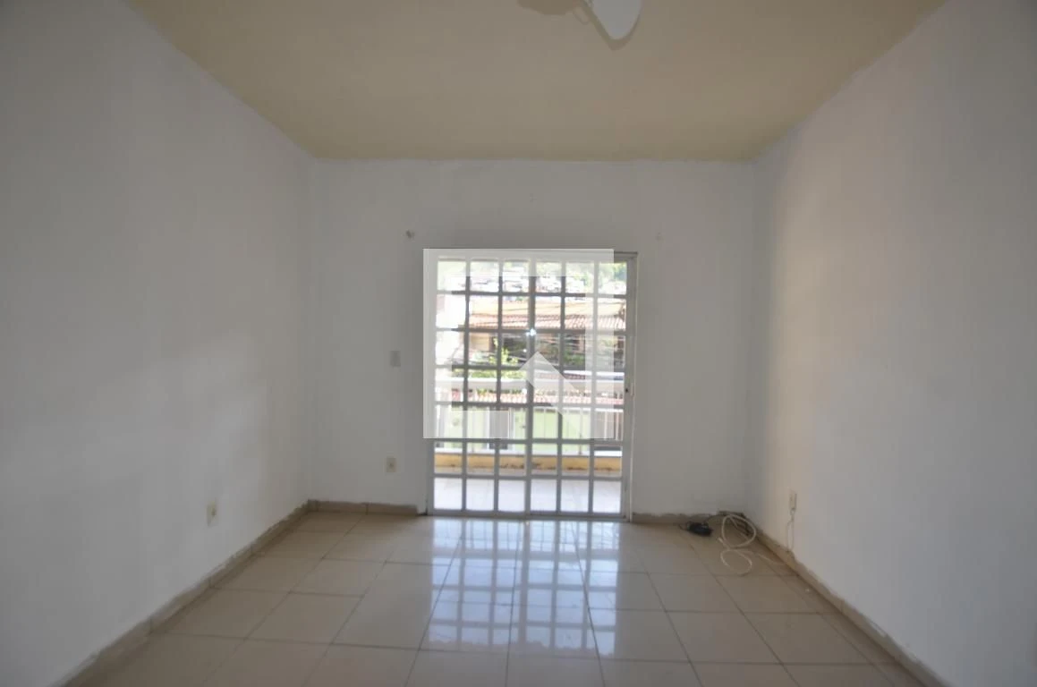 Rental apartment with 2 bedrooms and a balcony — photo 5