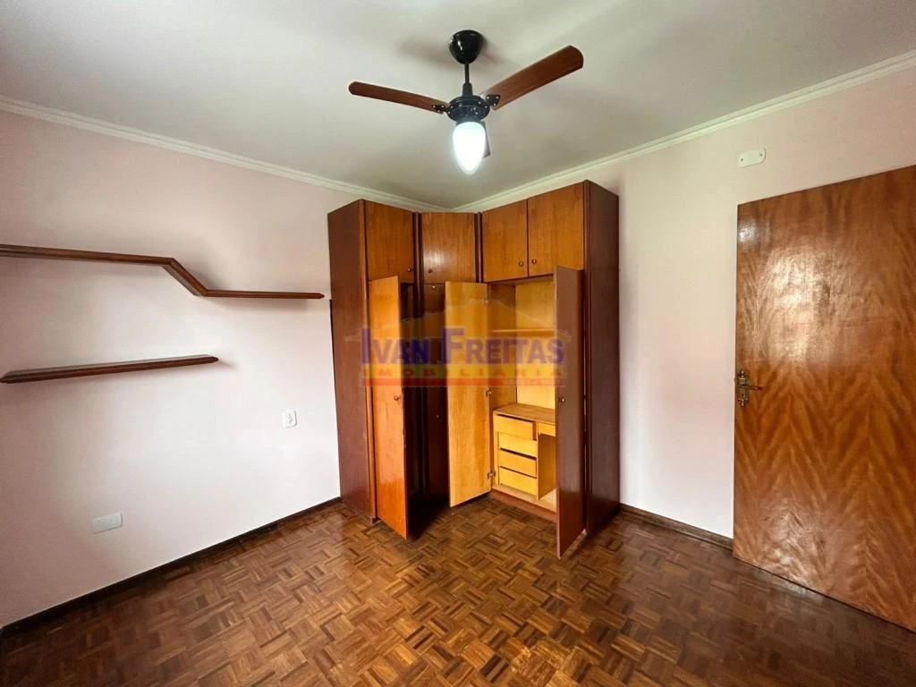 3-bedroom house with a walk-in closet in Curitiba — photo 10