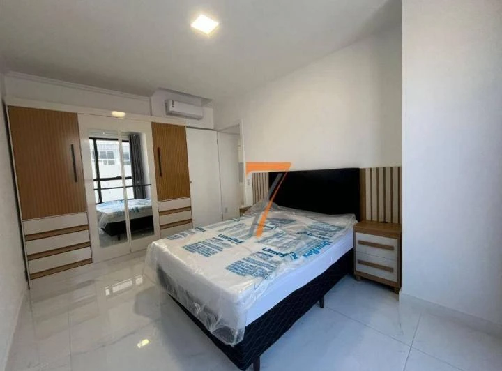60 m² apartment with 1 bedroom and an open-plan kitchen — photo 4