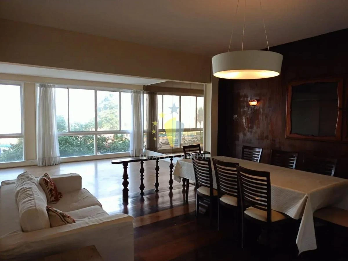 Apartamento com 4 quartos, 2 banheiros e 1 vaga — photo 2