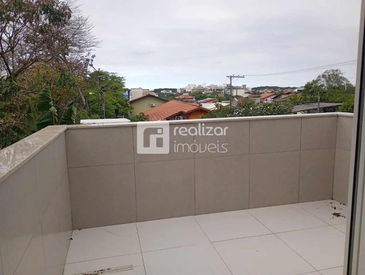 200 m² house with a private pool and a dishwasher — photo 28