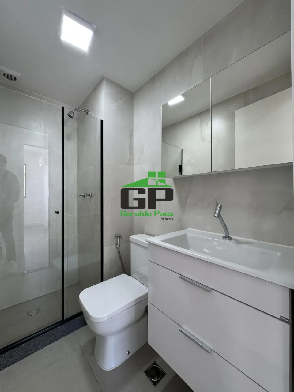 Apartamento para locação com 2 quartos, 1 vaga e varanda — photo 5