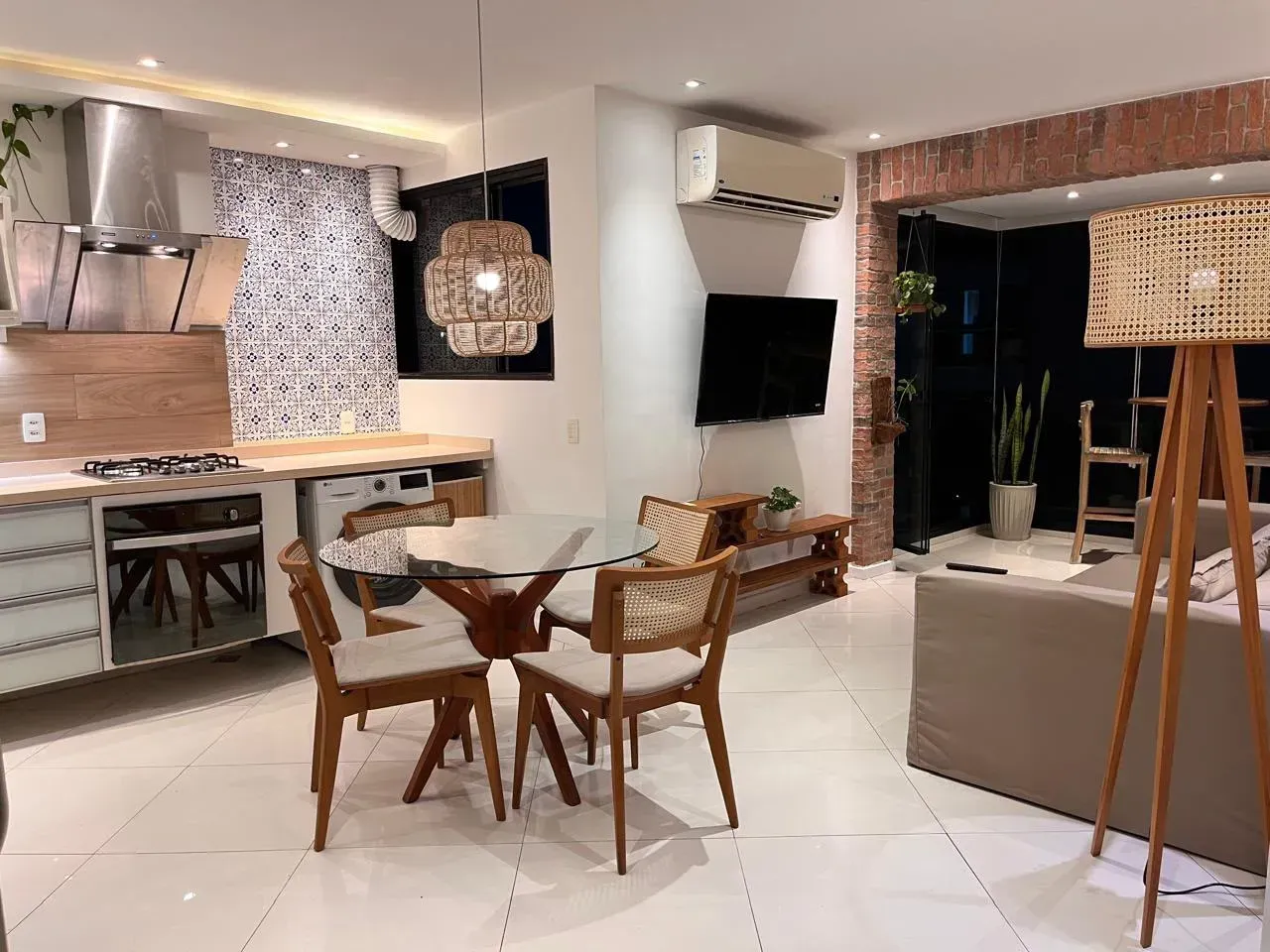 Furnished 2-bedroom apartment with 2 bathrooms, 88 m² — photo 6
