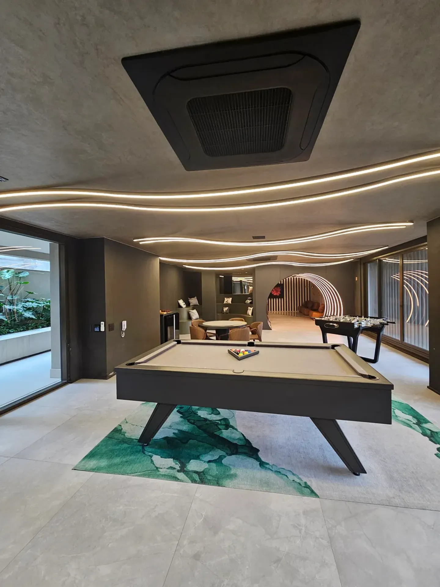 Apartment on the 5th floor with a private BBQ — photo 30