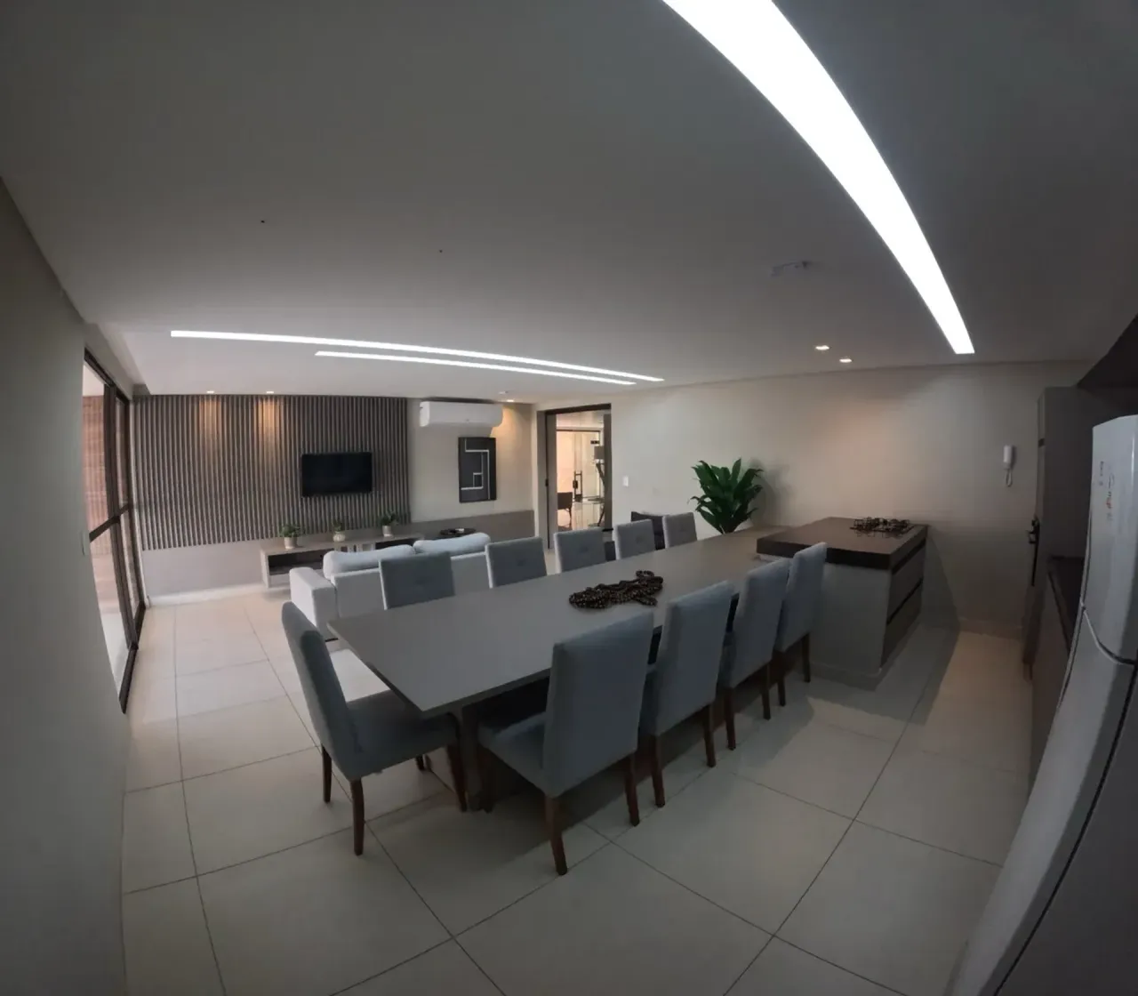 3-suite apartment with 4 bathrooms and 2 parking spots — photo 11