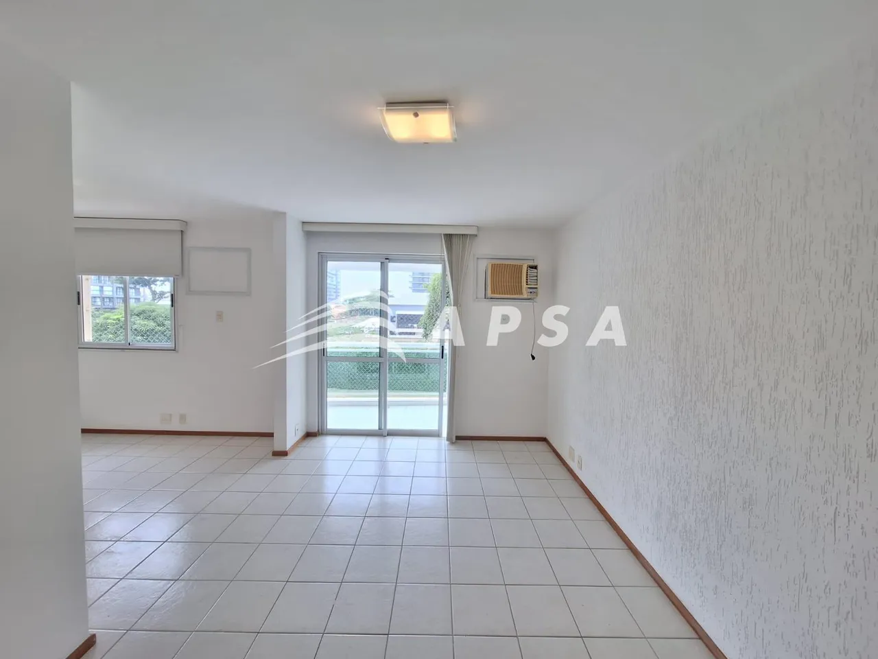 Unfurnished apartment with 2 bedrooms and home office — photo 8