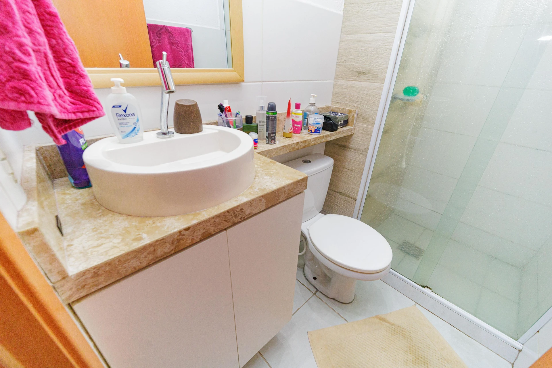 2-bedroom apartment in a building with a pool — photo 15