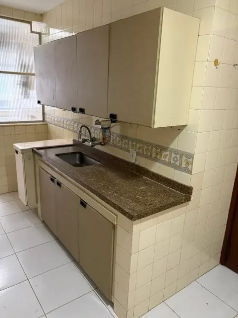 Unfurnished 3-bedroom apartment with 3 bathrooms — photo 36