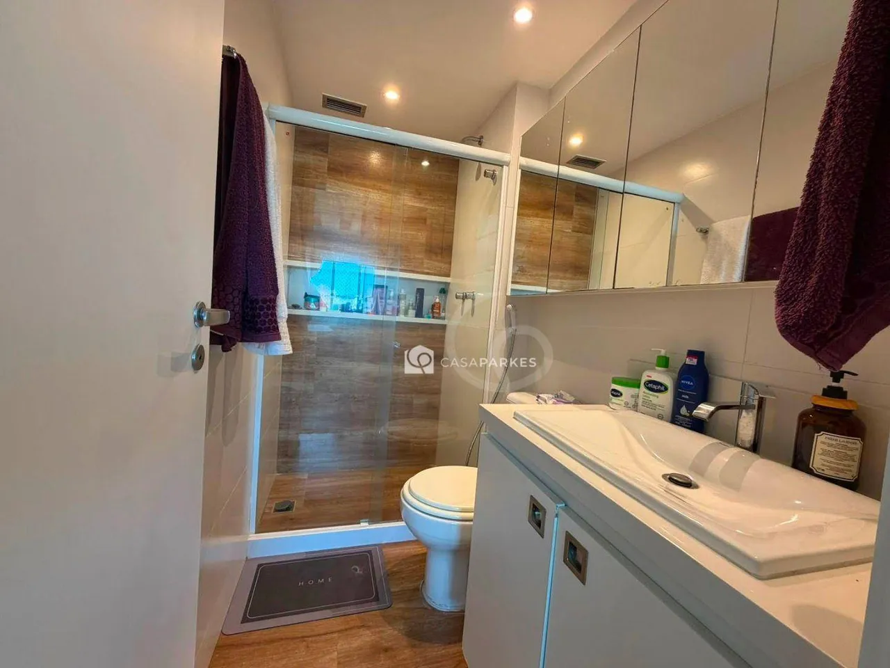 Apartamento mobiliado com 3 dormitórios e 156 m² — photo 2