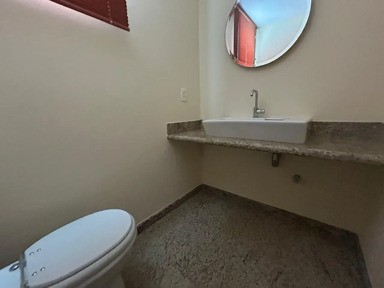 165 m² apartment with 4 bedrooms and 4 bathrooms — photo 11