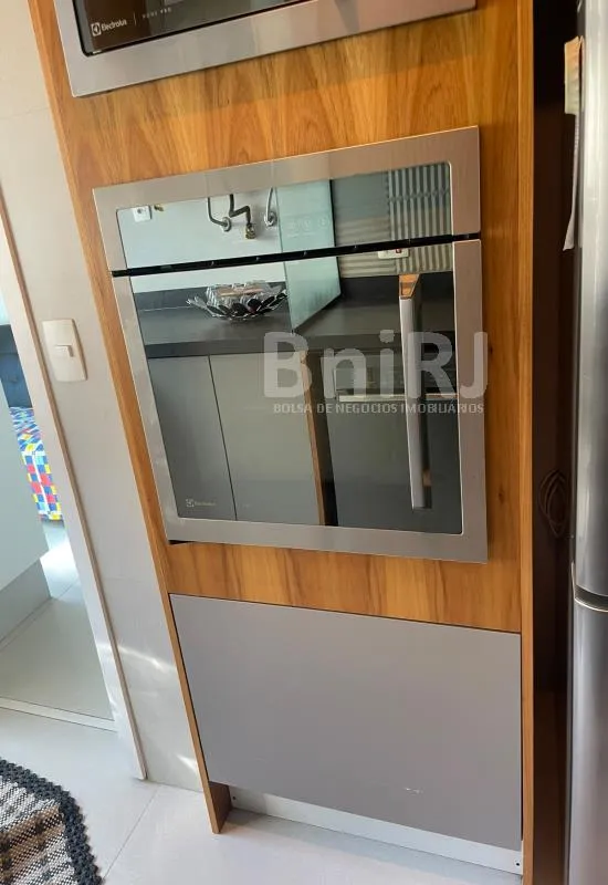 Furnished 190 m² apartment with 4 bedrooms and 4 parking — photo 76