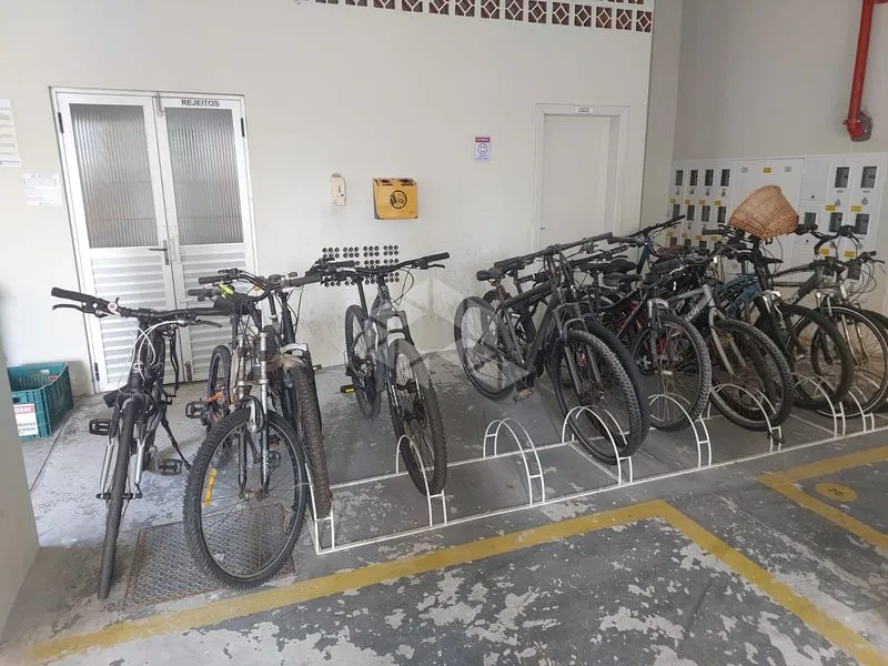 Apartamento de 70 m² con 3 dormitorios y 1 plaza en 4.º — photo 4