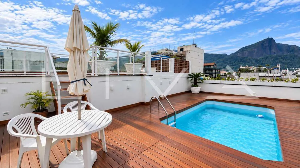 Triplex penthouse with 3 bedrooms and balcony grill — photo 2