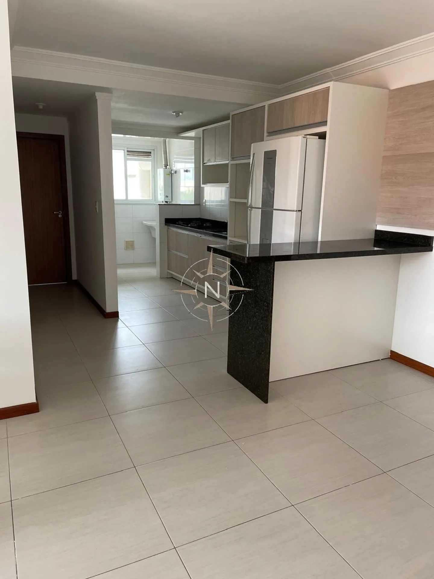 Balcony with a grill in a 2-bedroom apartment, 81 m²