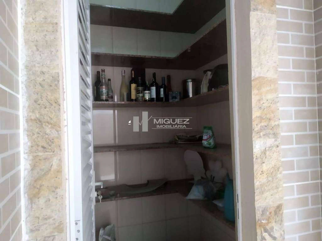 Casa mobiliada com varanda, 3 quartos e piscina — photo 8