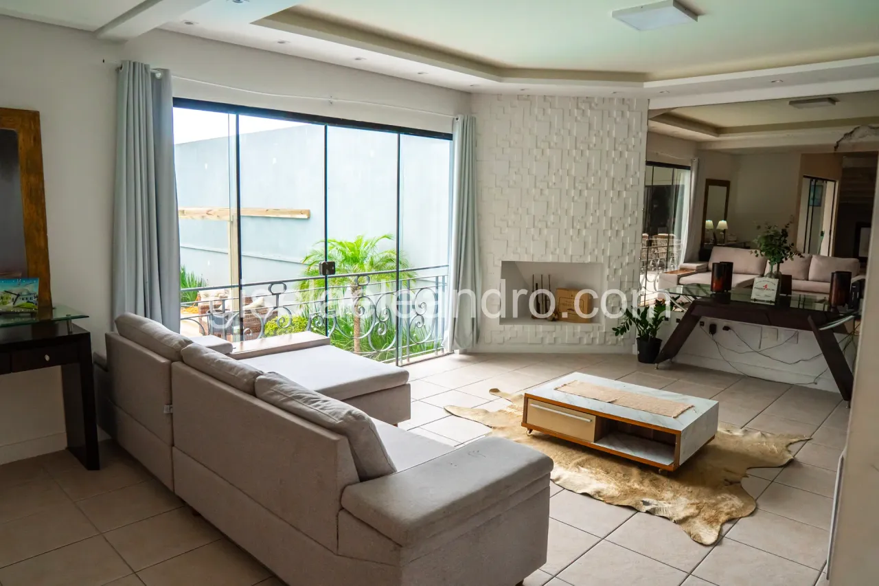 House with 5 bedrooms and 5 bathrooms, 2 parking — photo 4
