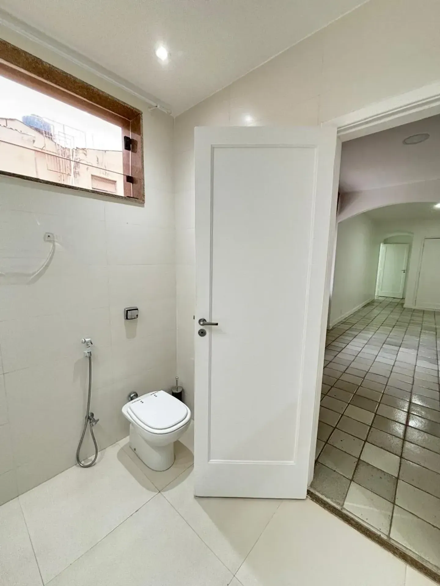 Apartment, 280 m², with a water view — photo 9