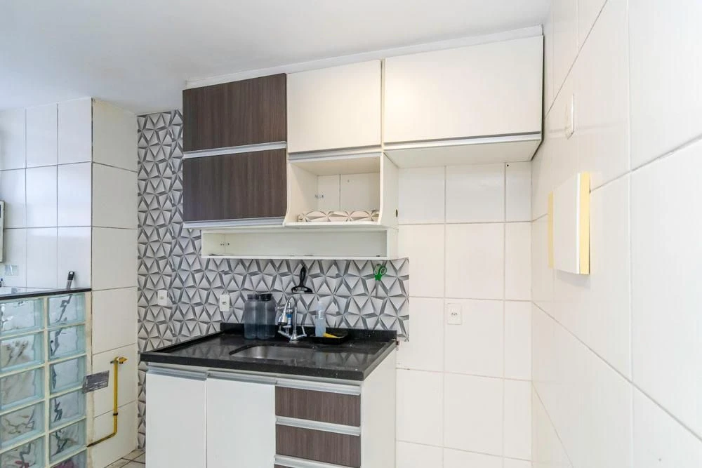 Apartamento de 2 quartos em condomínio com piscina — photo 12