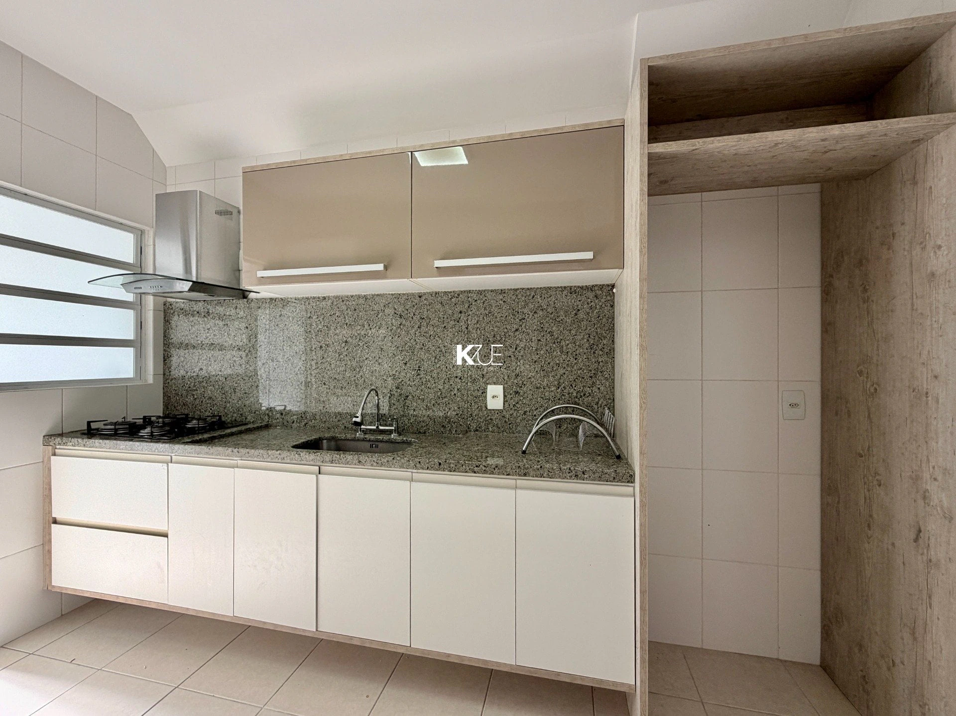 2-bedroom apartment in a building with a sauna — photo 8