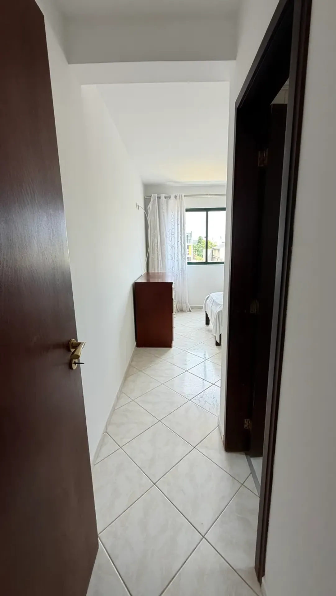 2-bedroom apartment with a washing machine in Curitiba — photo 21