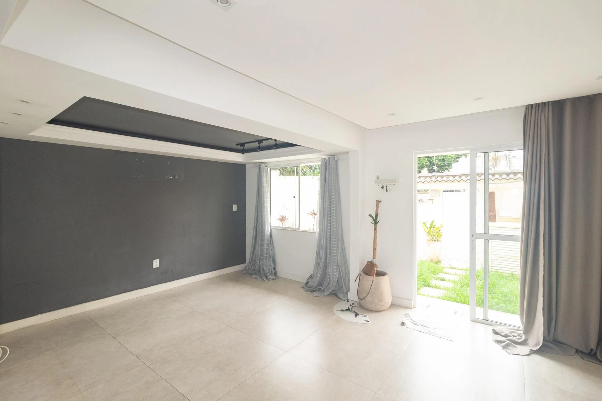 Casa mobiliada, 108 m², com varanda envidraçada