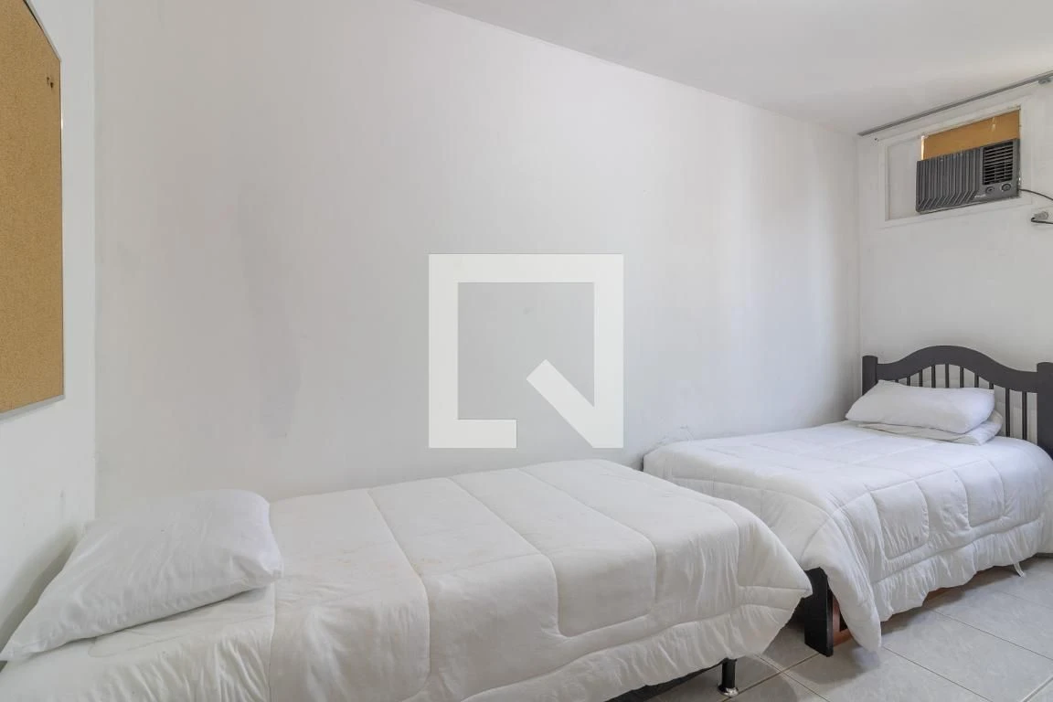 Apartamento mobiliado com 2 quartos e varanda — photo 13