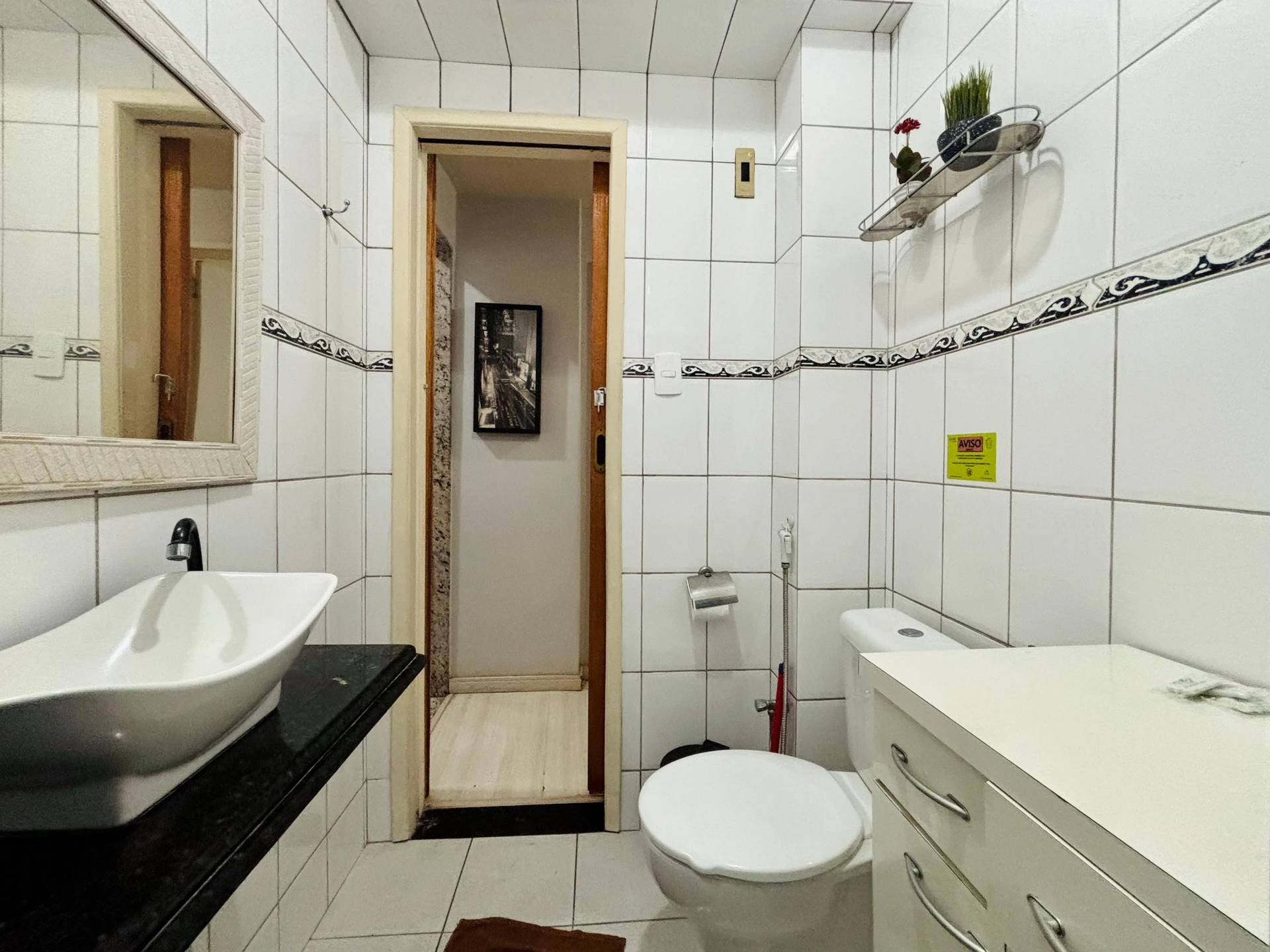 Apartamento mobiliado com 1 quarto, 1 banheiro — photo 2