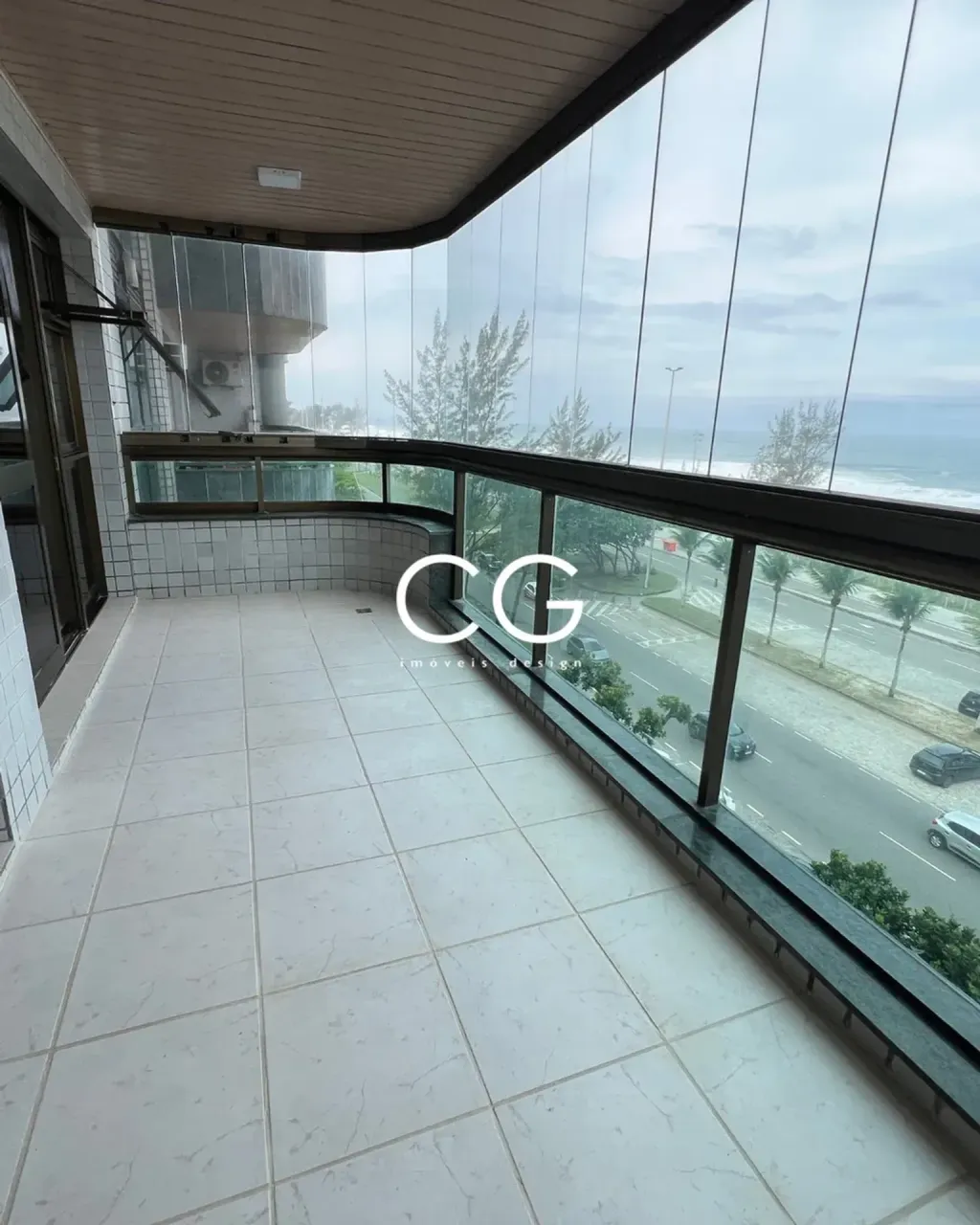 Apartment with 2 bedrooms and enclosed balcony — photo 4