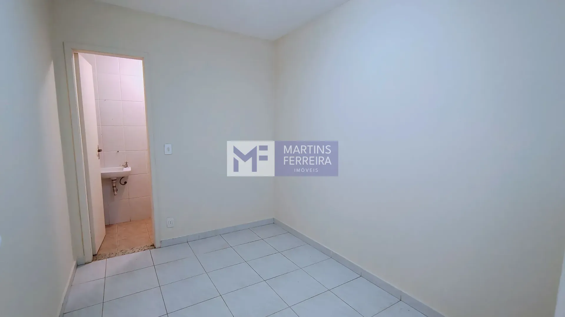 4-bedroom house with a bathtub in Rio de Janeiro — photo 29