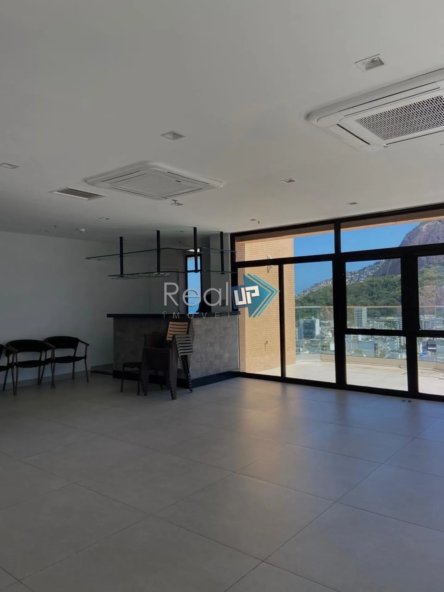 Apartamento de 2 suítes de 62 m² con vistas al agua — photo 16