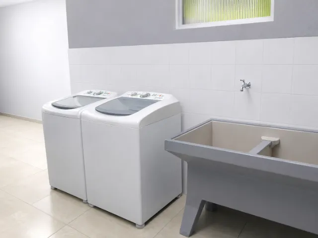 Apartamento amueblado con 2 dormitorios y ducha de vidrio — photo 10