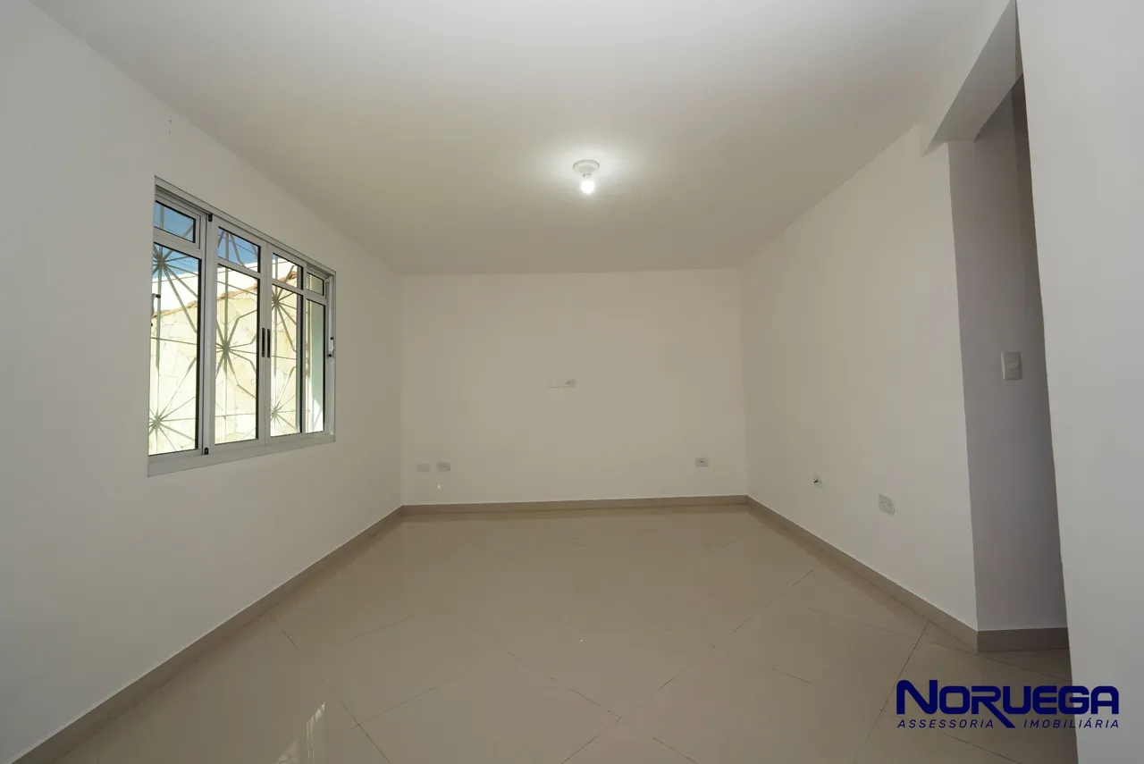 Rental house with 3 bedrooms and 1 bathroom