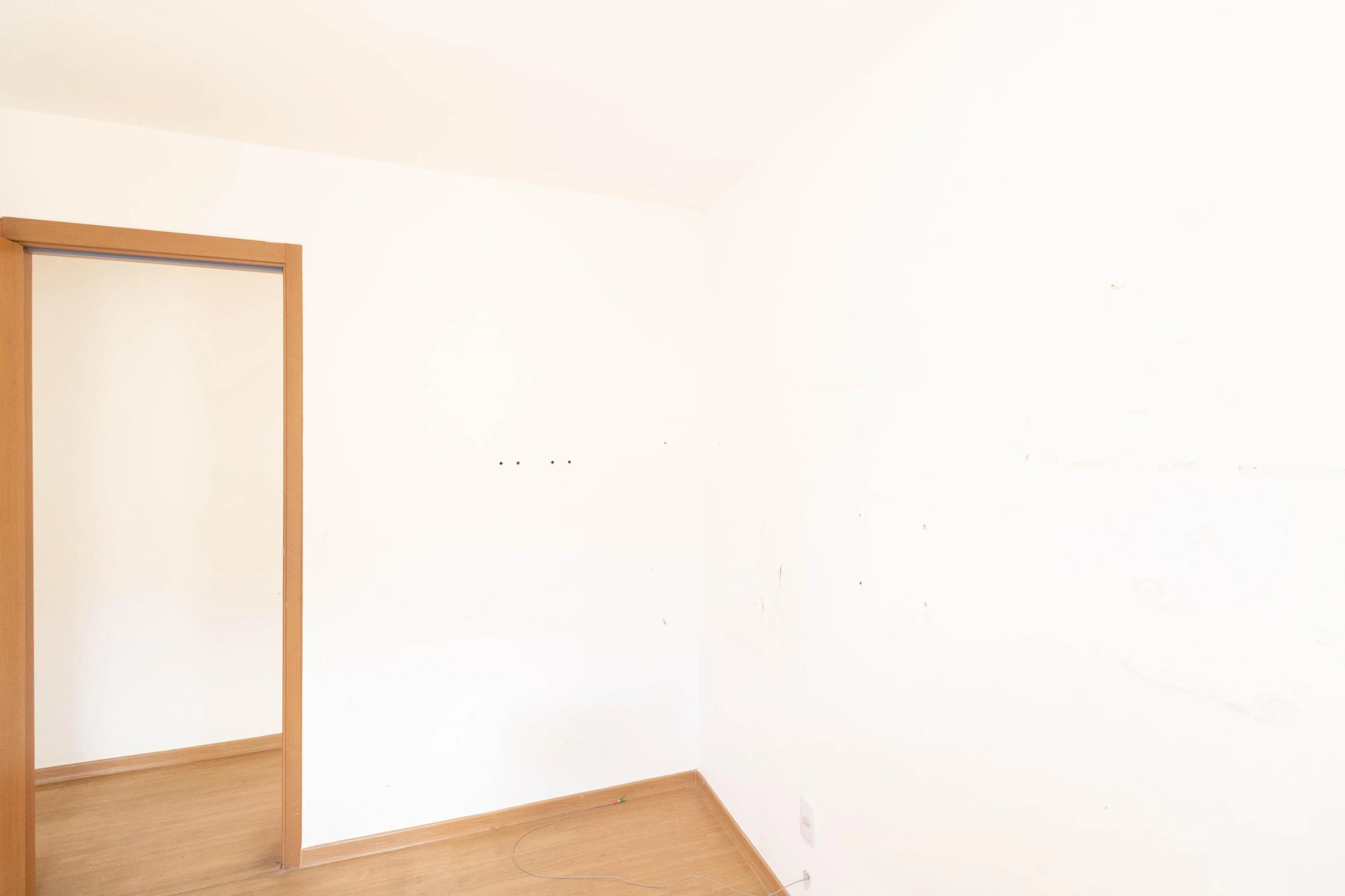 Балкон з грилем та 2 спальні: квартира 45 м² — photo 32