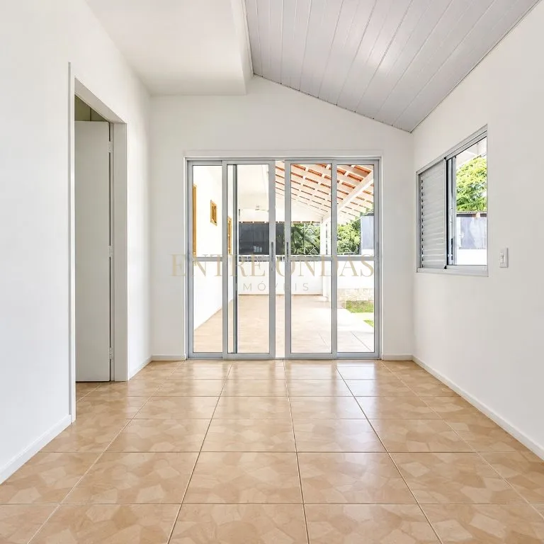 2-bedroom, 71 m² house in Florianópolis — photo 6