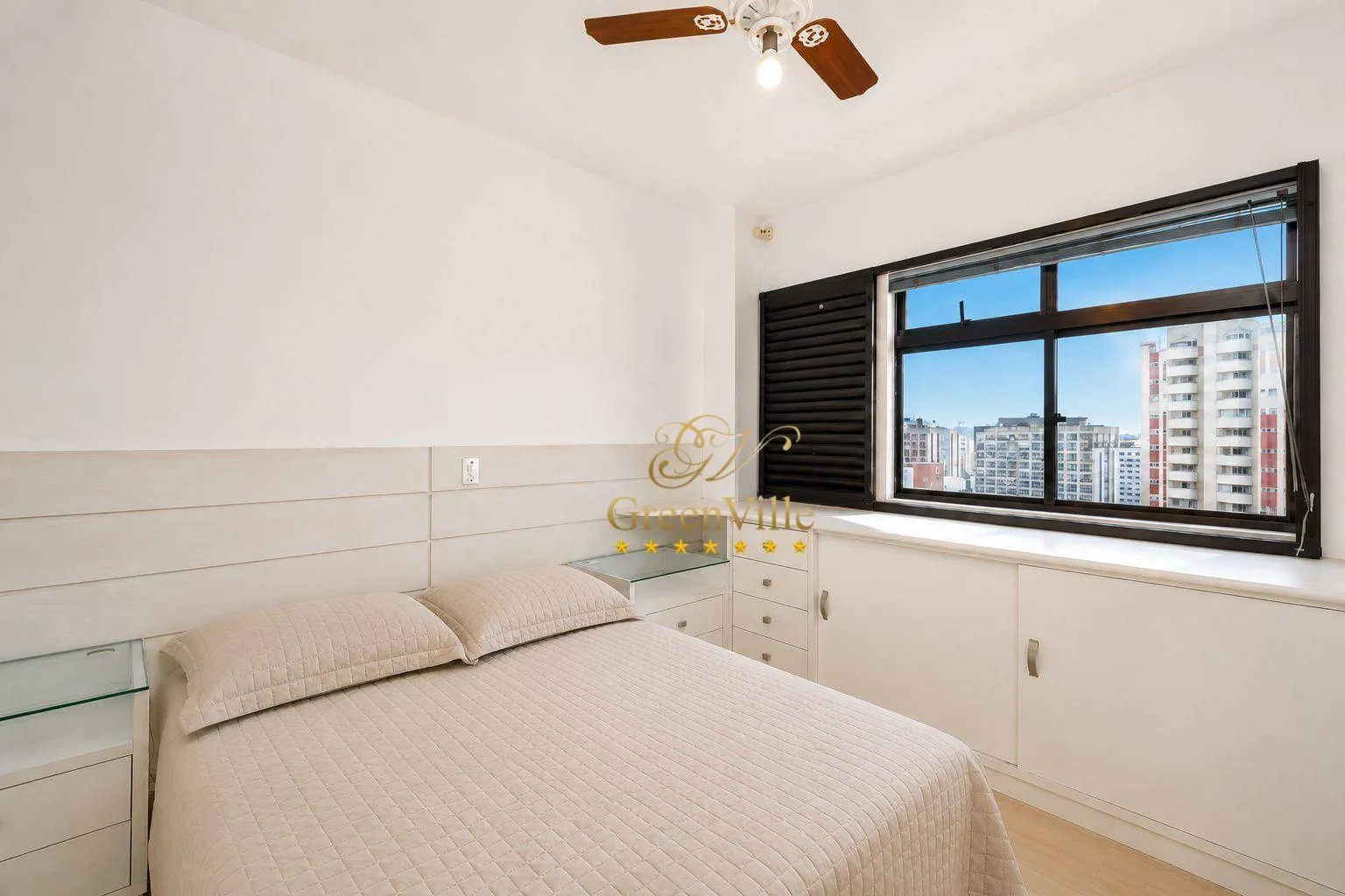 395 m² apartment with 4 en-suite bedrooms and 4 parking — photo 21