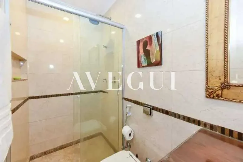 Renovated apartment with balcony, 120 m² and 2 bedrooms — photo 8