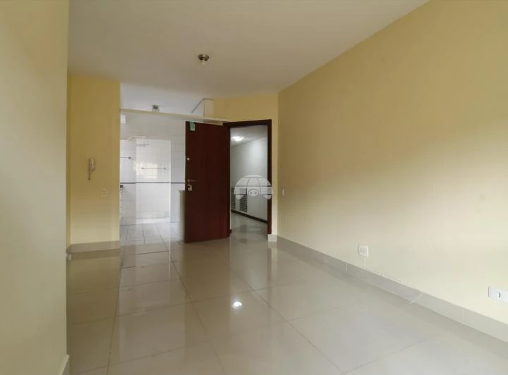 Unfurnished 2-bedroom apartment with covered parking — photo 7