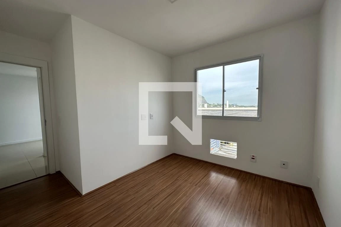 Furnished apartment, 50 m², with a glass-enclosed balcony — photo 30