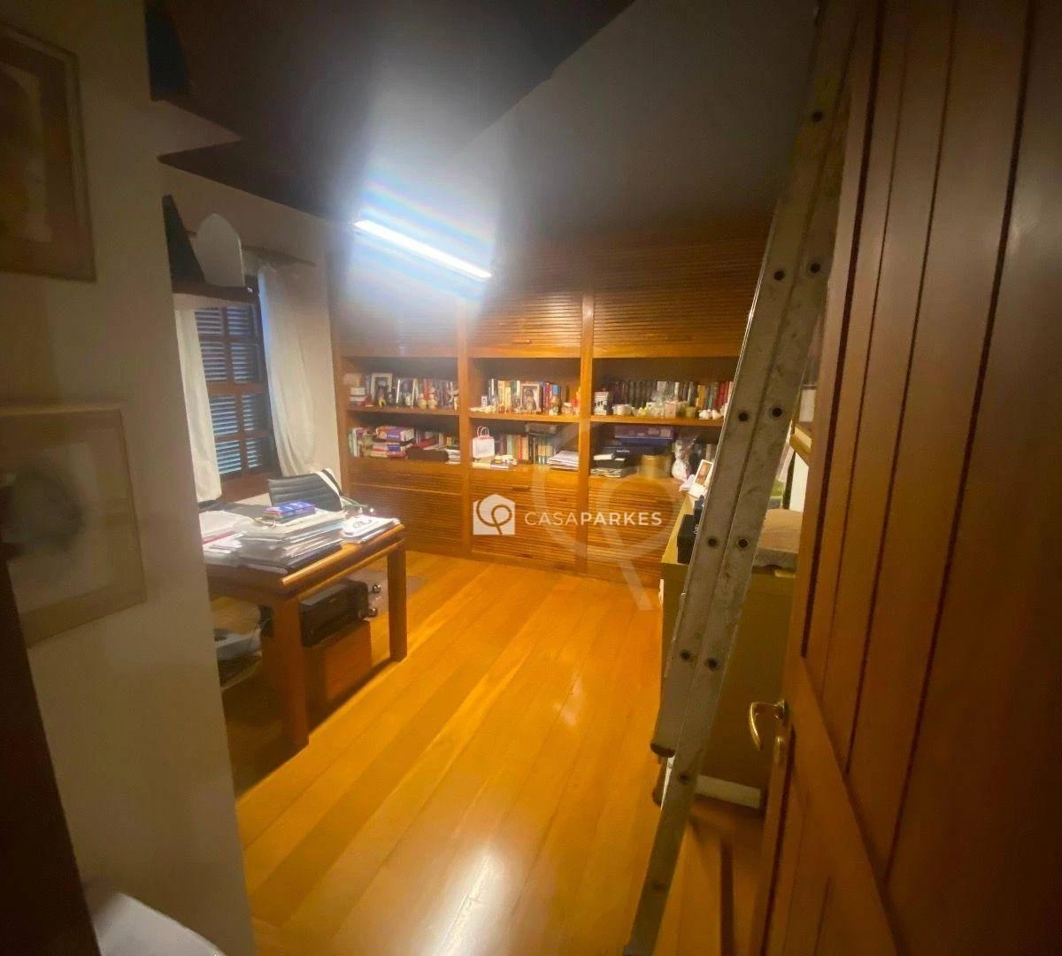 Casa com 5 quartos e 5 banheiros, 570 m², cozinha a gás — photo 39