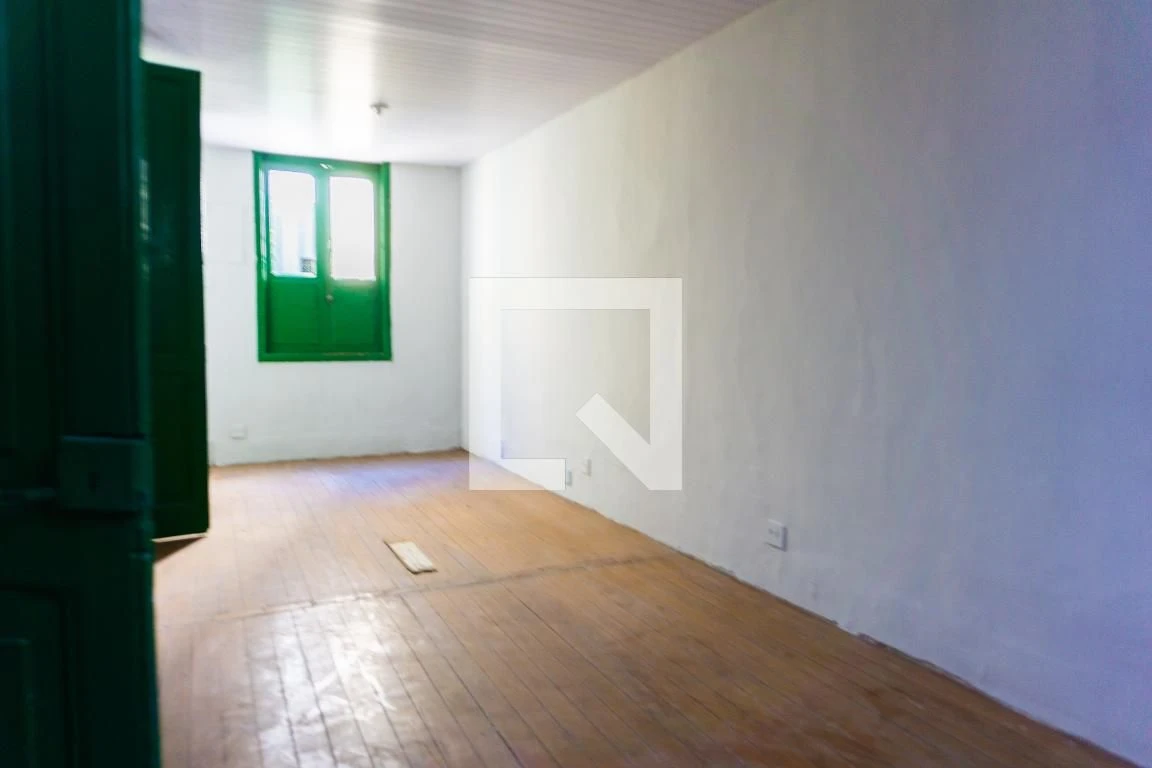 Rental house with 5 bedrooms and a closed kitchen room — photo 16