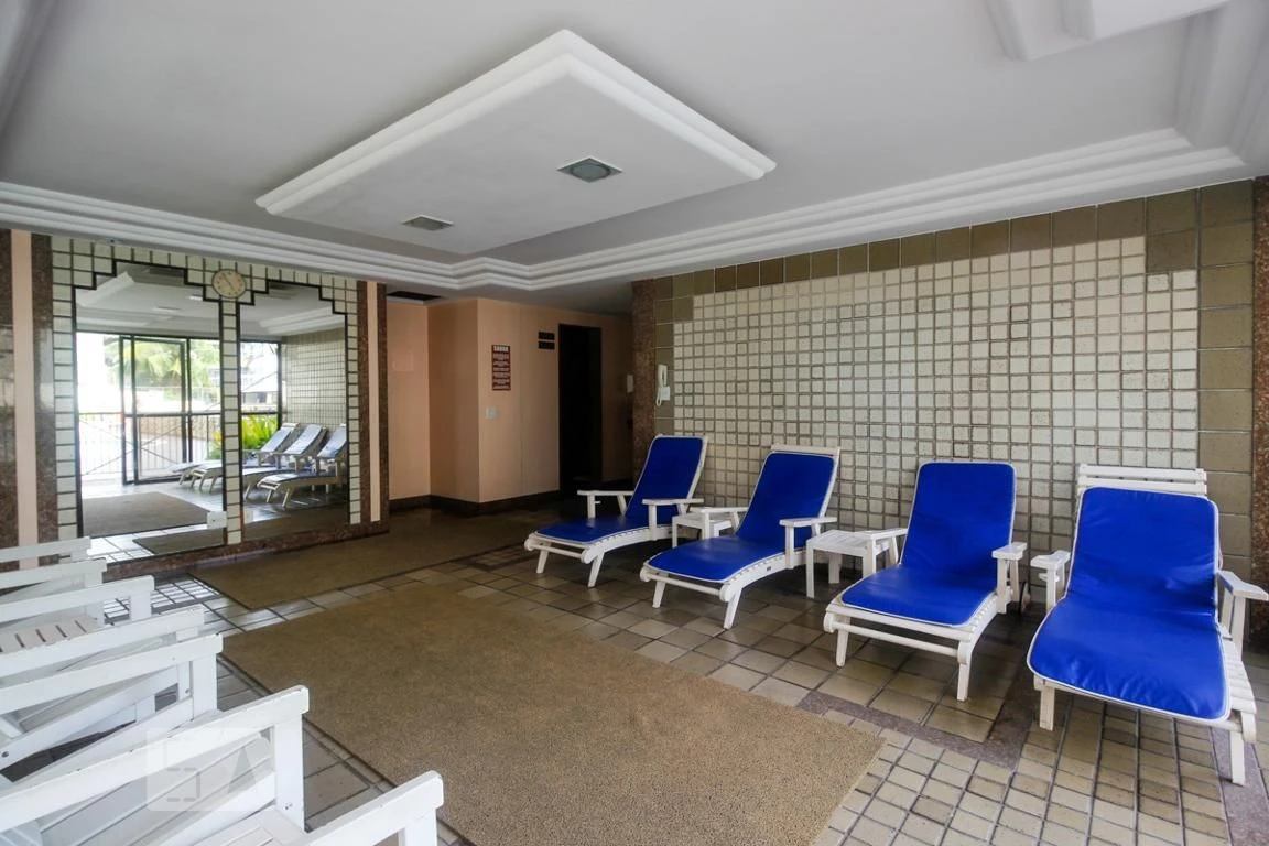Furnished apartment, 90 m², with a glass-enclosed balcony — photo 48