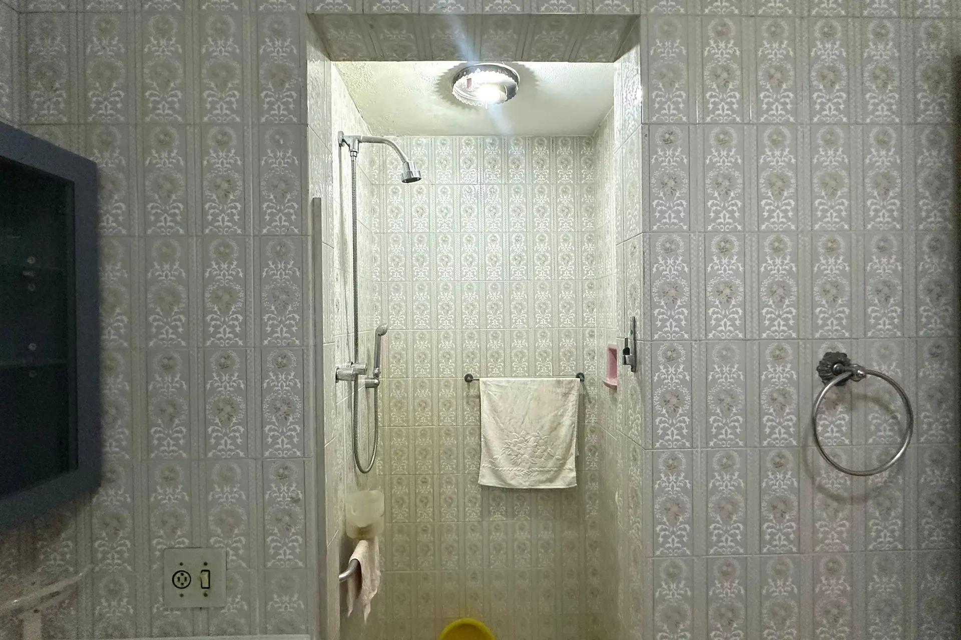 Apartamento amueblado de 3 dormitorios y cocina cerrada — photo 48