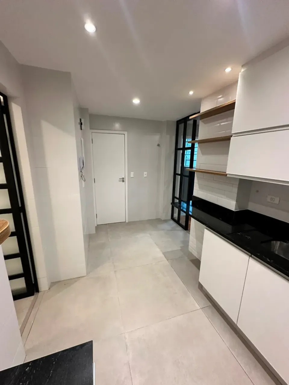 75 m² apartment with 2 bedrooms and 2 bathrooms — photo 14