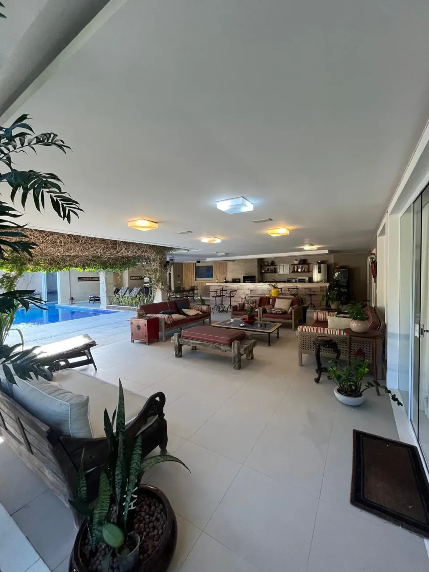 Furnished house with 5 bedrooms and open-plan kitchen — photo 5