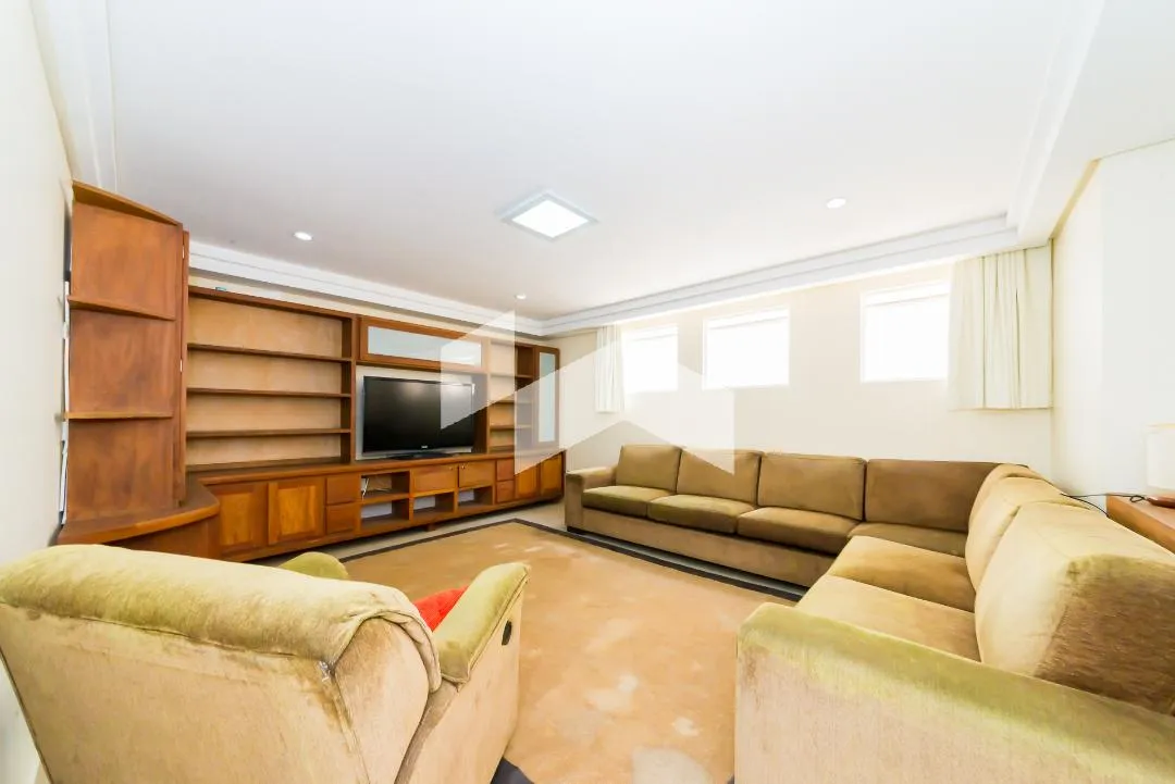 431 m² house with 4 en-suite bedrooms and 6 parking — photo 17