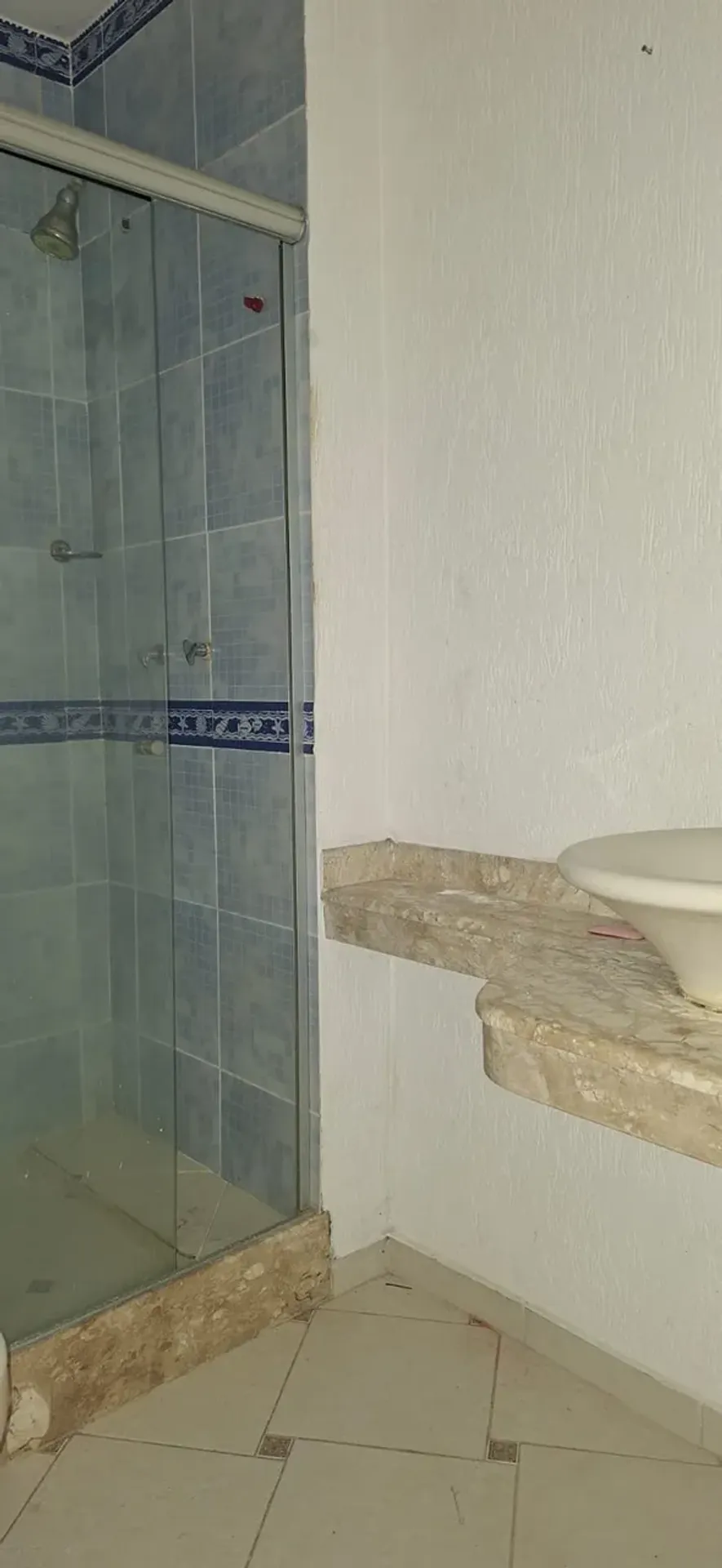 Triplex house with 4 bedrooms, 3 baths and 2 parking — photo 36
