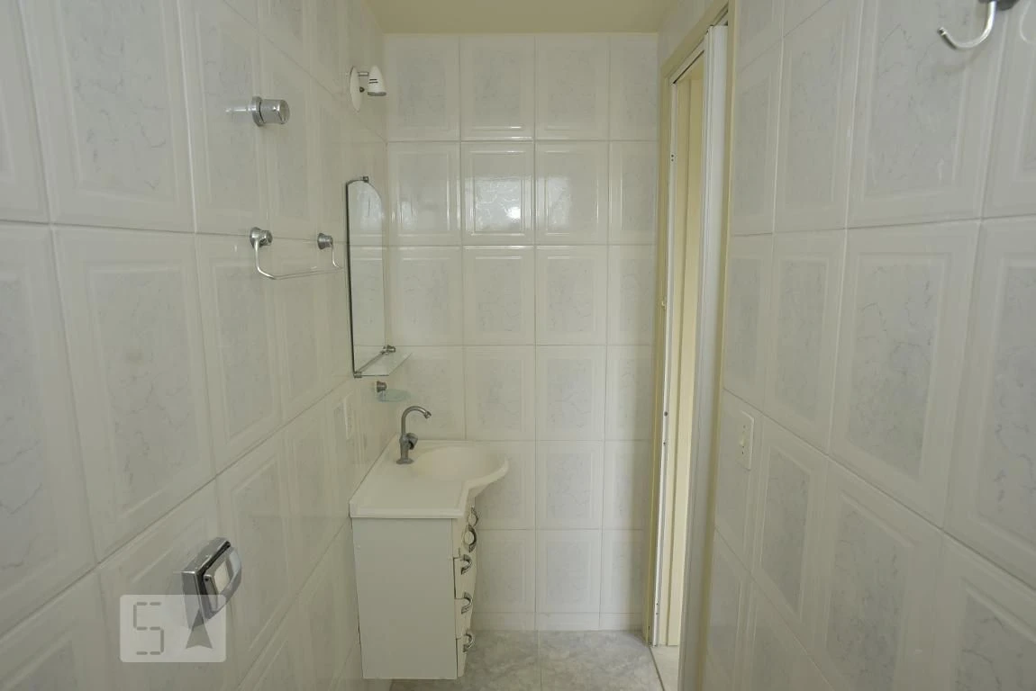 2-bedroom apartment in a building with a sauna — photo 39